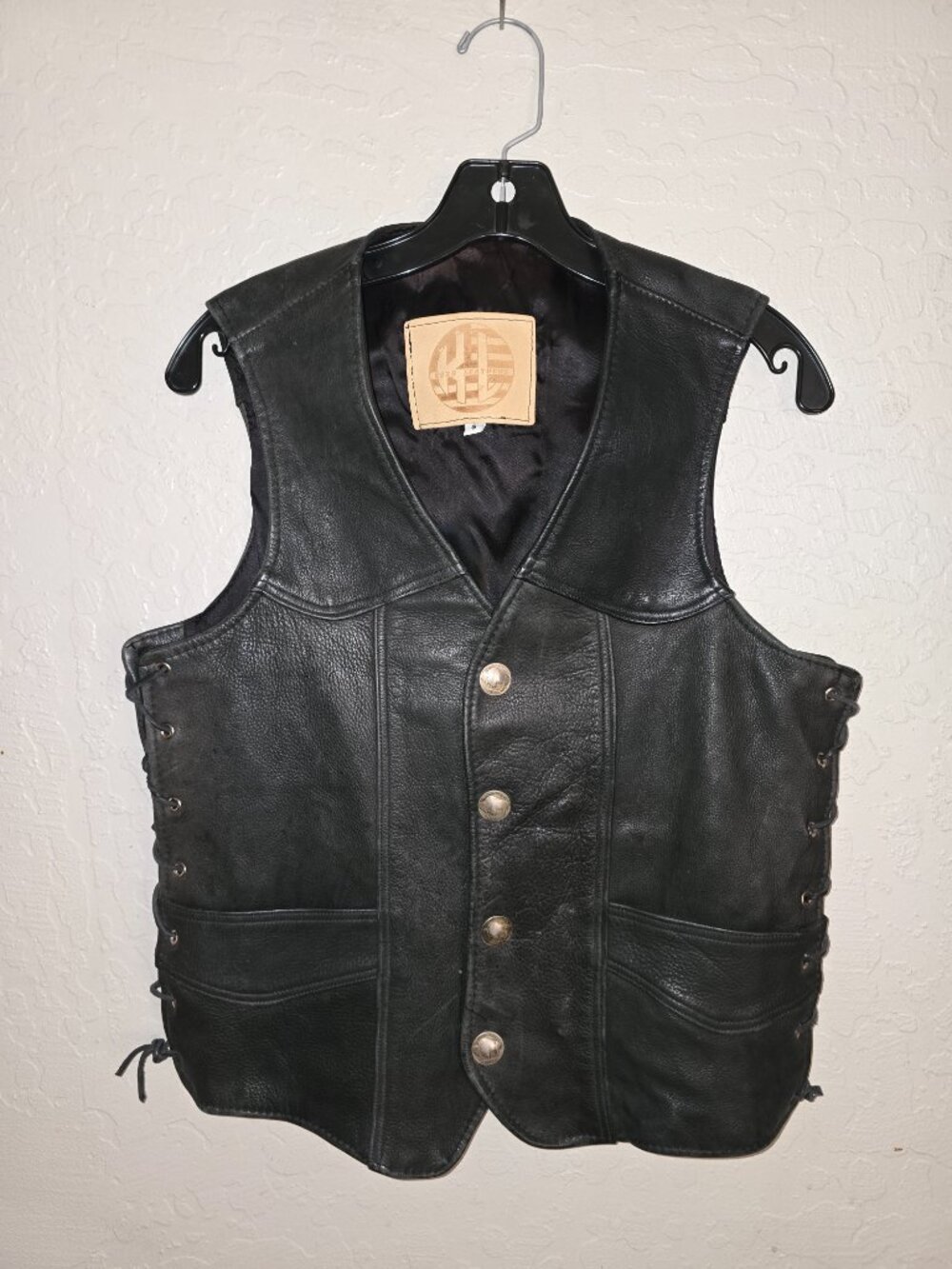Kerr Leathers Women's Black Biker Motorcycle Vest W/ Buffalo Nickels USA SMALL